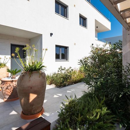 Apartments Villa Adriana I Срима Екстериор снимка