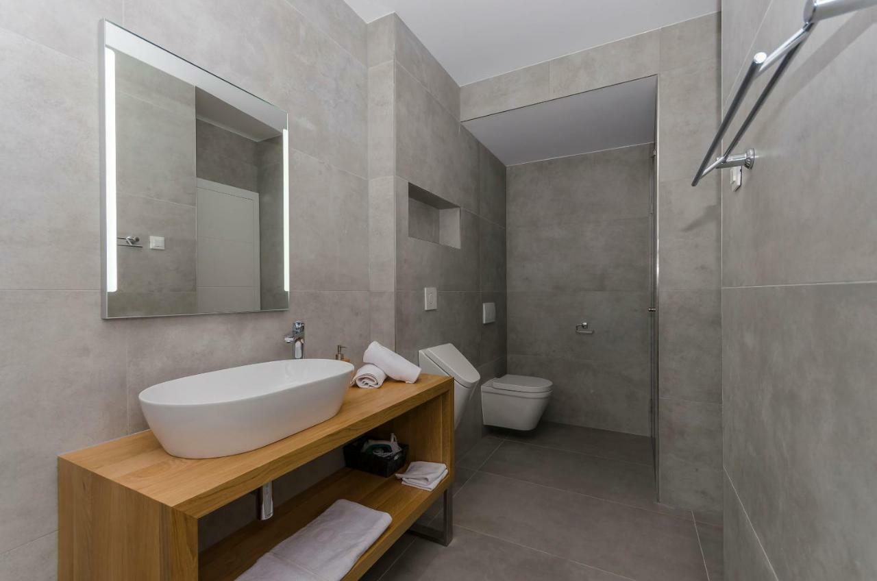 Apartments Villa Adriana I Срима Екстериор снимка