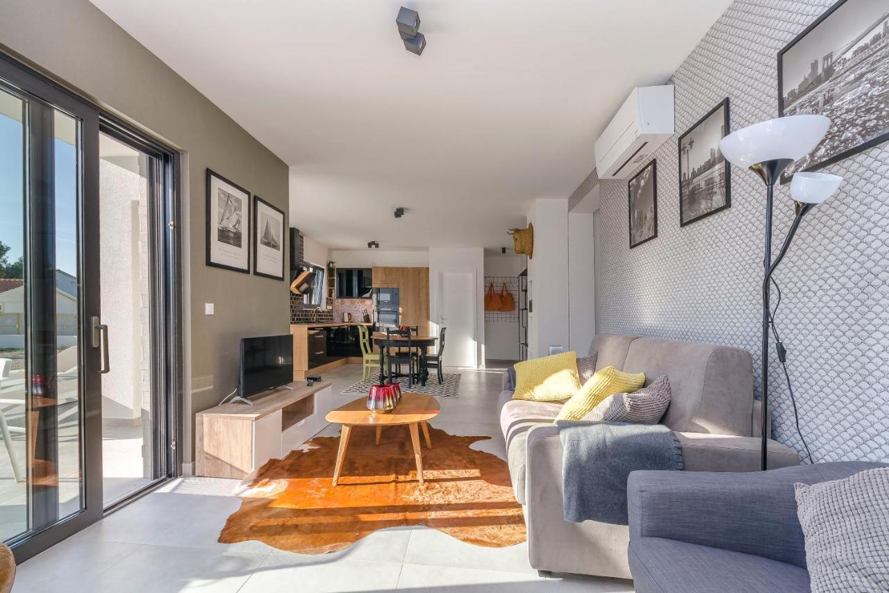 Apartments Villa Adriana I Срима Стая снимка